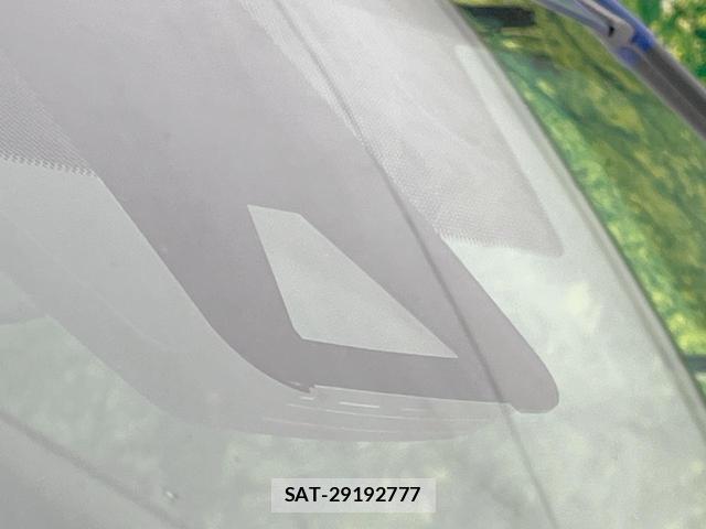 Toyota YARIS CROSS 2023-12 8873585-4