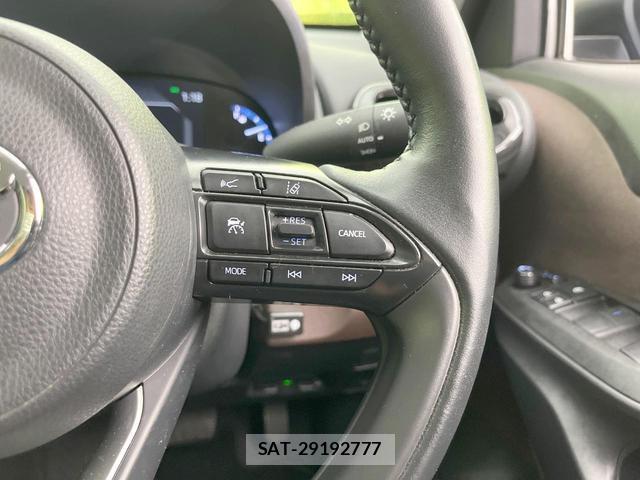 Toyota YARIS CROSS 2023-12 8873585-5