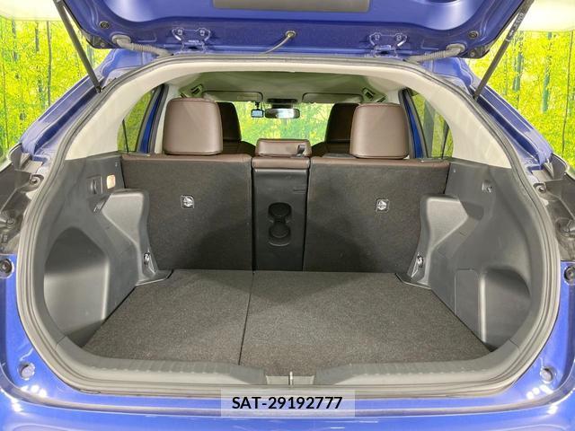 Toyota YARIS CROSS 2023-12 8873585-9