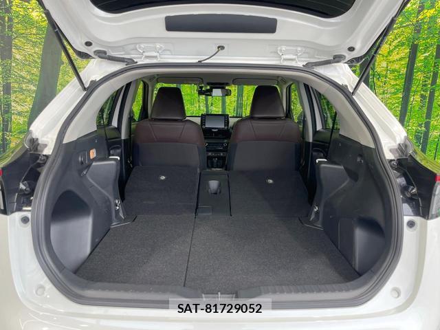 Toyota YARIS CROSS 2021-06 8873604-12