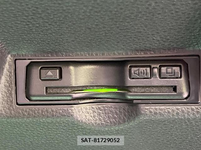 Toyota YARIS CROSS 2021-06 8873604-5