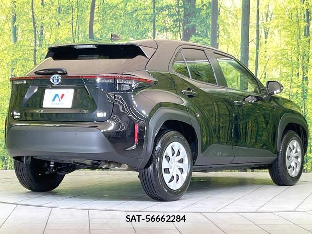 Toyota YARIS CROSS 2022-08 8874018-16