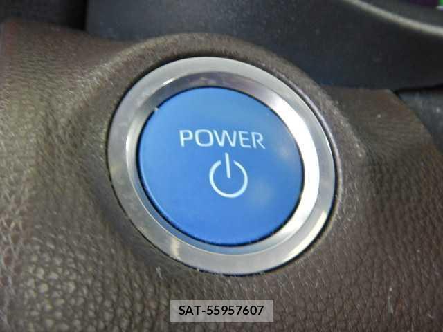 Toyota YARIS CROSS 2022-03 8874356-11