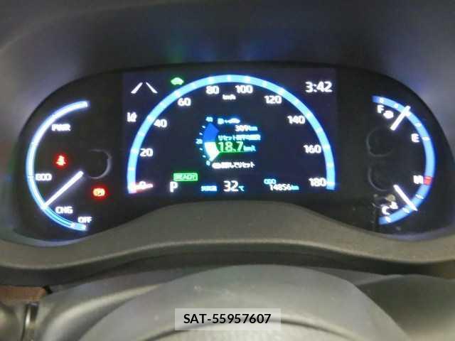 Toyota YARIS CROSS 2022-03 8874356-13
