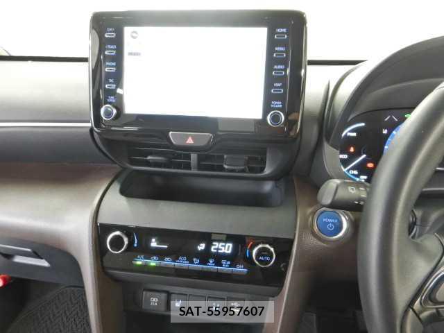 Toyota YARIS CROSS 2022-03 8874356-6