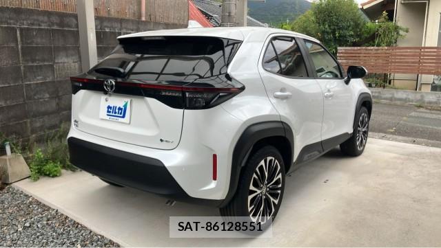 Toyota YARIS CROSS 2025-09 8874419-12