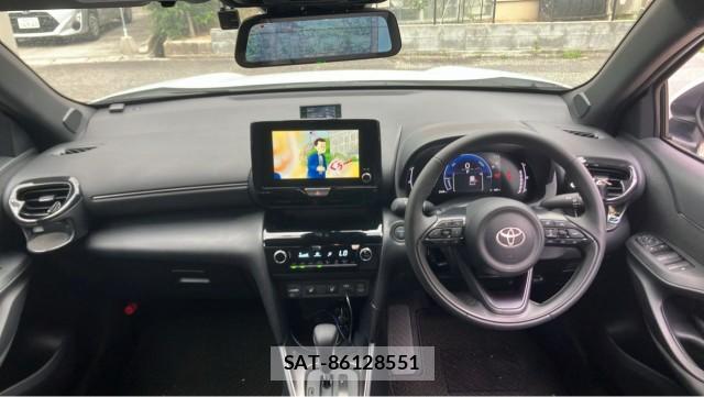 Toyota YARIS CROSS 2025-09 8874419-2