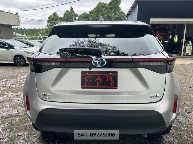 Toyota YARIS CROSS 2021-05 8874547-5