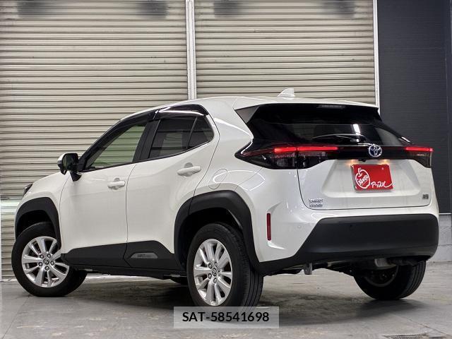 Toyota YARIS CROSS 2022-01 8874669-4