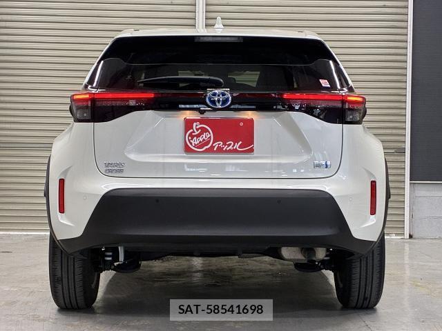 Toyota YARIS CROSS 2022-01 8874669-6