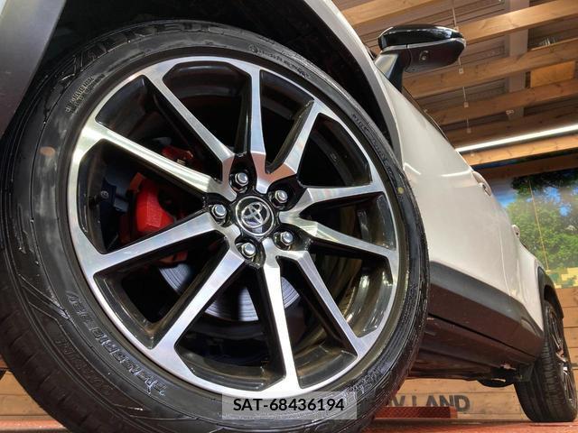 Toyota YARIS CROSS 2023-09 8874709-12