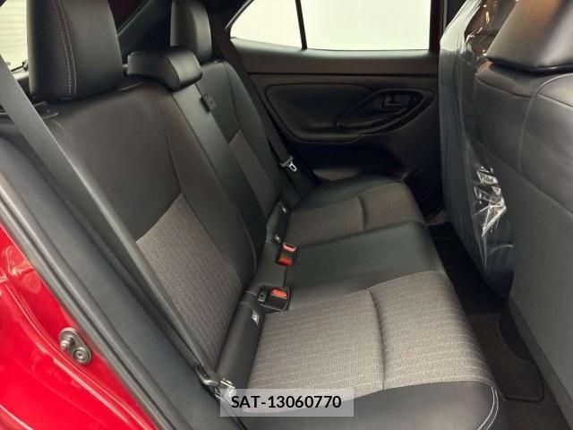 Toyota YARIS CROSS 2023-02 8874906-4