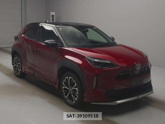 Toyota YARIS CROSS 2025-11 8874908-12