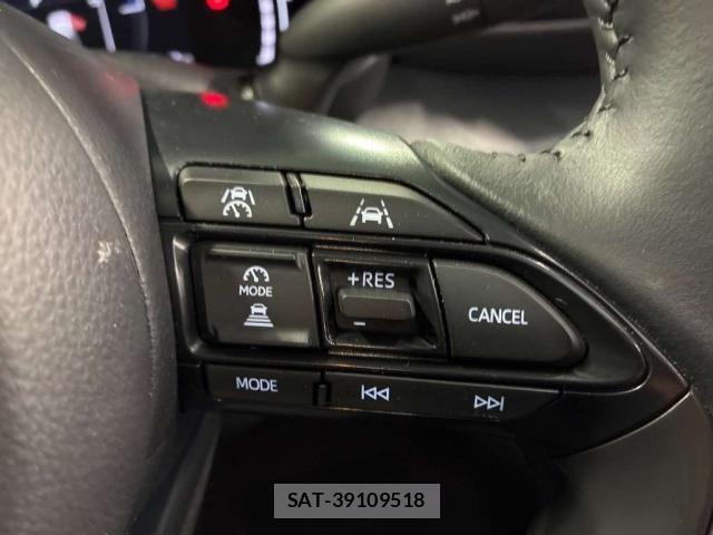 Toyota YARIS CROSS 2025-11 8874908-5