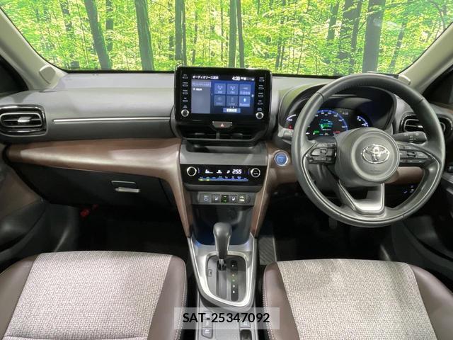 Toyota YARIS CROSS 2023-12 8875068-1
