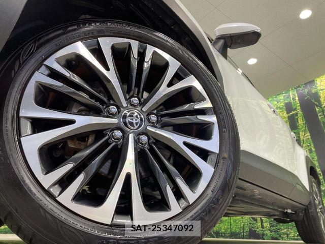 Toyota YARIS CROSS 2023-12 8875068-12