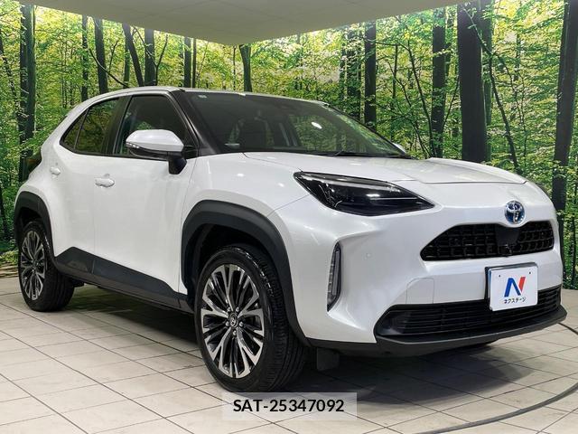 Toyota YARIS CROSS 2023-12 8875068-15