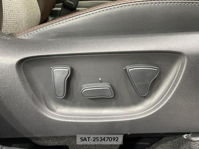Toyota YARIS CROSS 2023-12 8875068-5