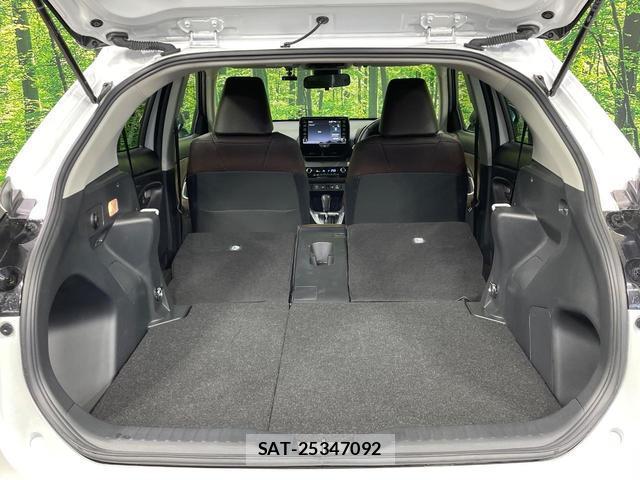 Toyota YARIS CROSS 2023-12 8875068-9
