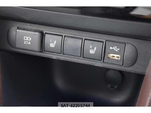 Toyota YARIS CROSS 2020-12 8875203-11