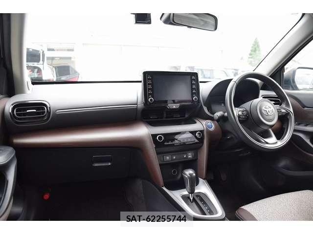Toyota YARIS CROSS 2020-12 8875203-3