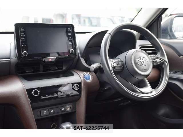 Toyota YARIS CROSS 2020-12 8875203-4