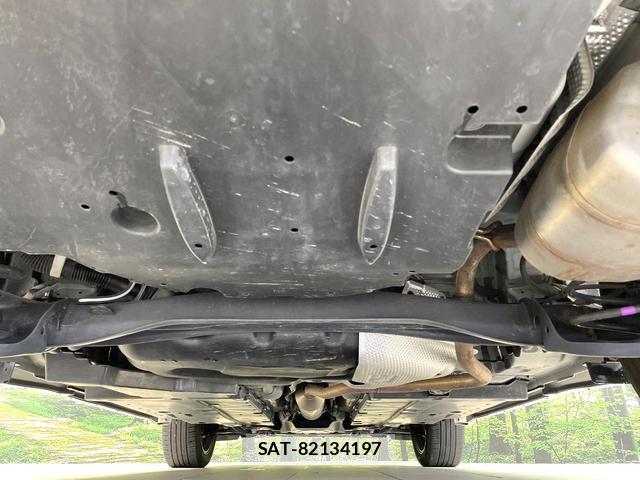Toyota YARIS CROSS 2022-03 8875401-18