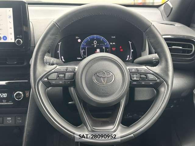 Toyota YARIS CROSS 2025-01 8875582-4
