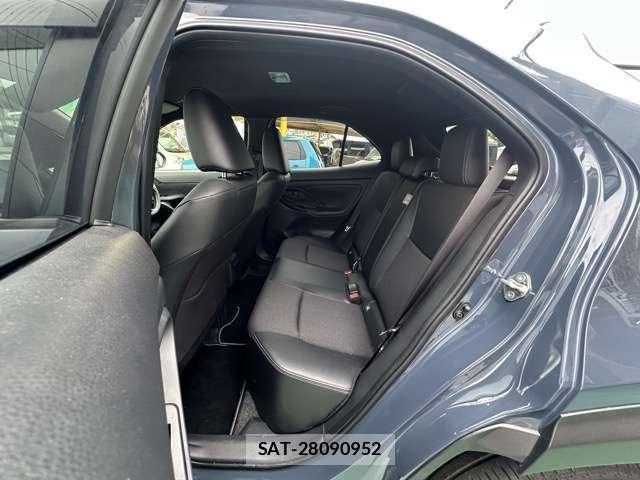 Toyota YARIS CROSS 2025-01 8875582-5