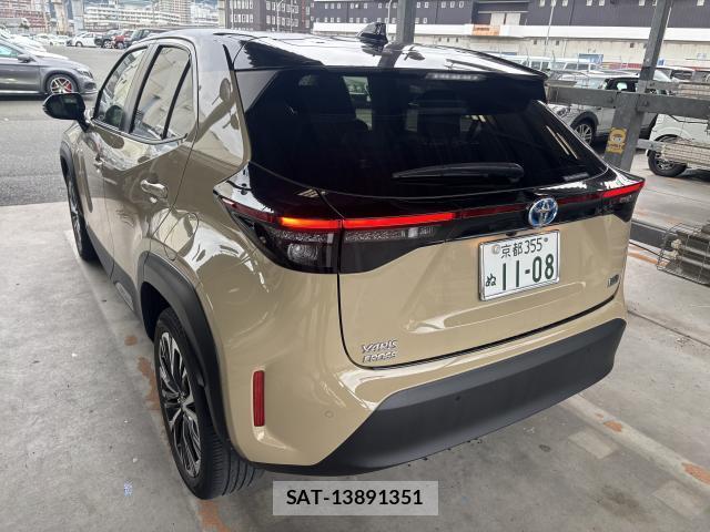 Toyota YARIS CROSS 2022-06 8875774-1