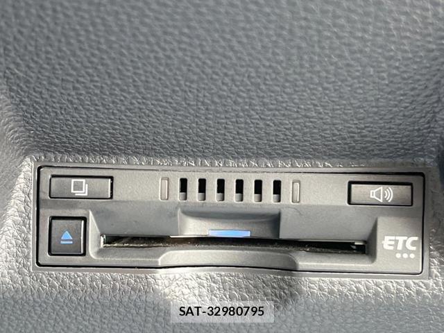 Toyota YARIS 2022-03 8872630-5