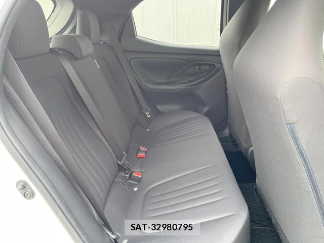 Toyota YARIS 2022-03 8872630-8