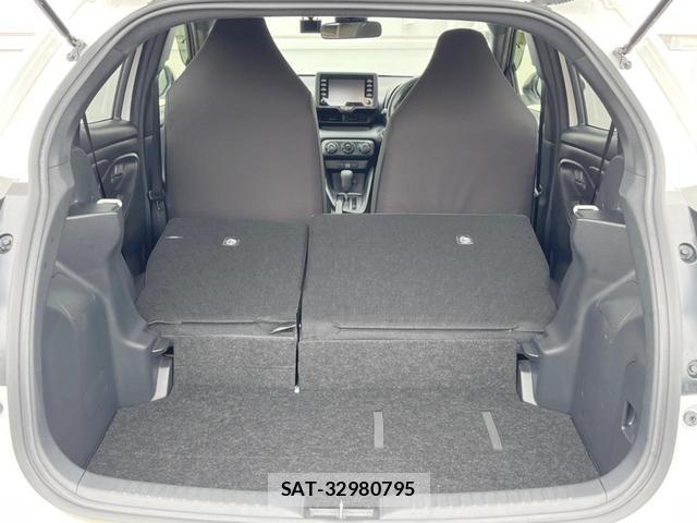 Toyota YARIS 2022-03 8872630-9