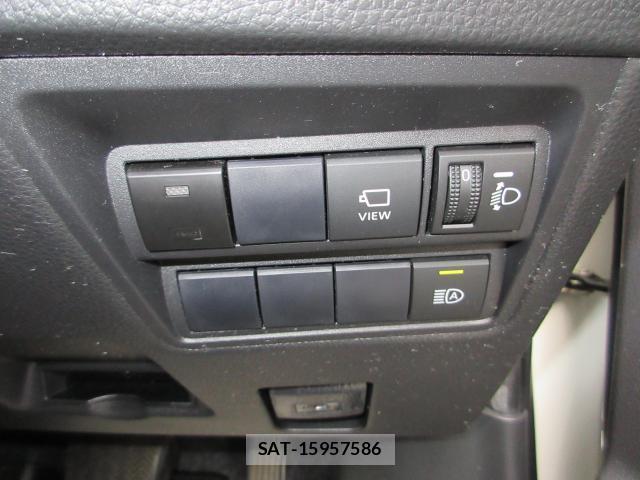 Toyota YARIS 2021-04 8872888-13