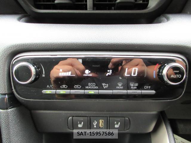Toyota YARIS 2021-04 8872888-15
