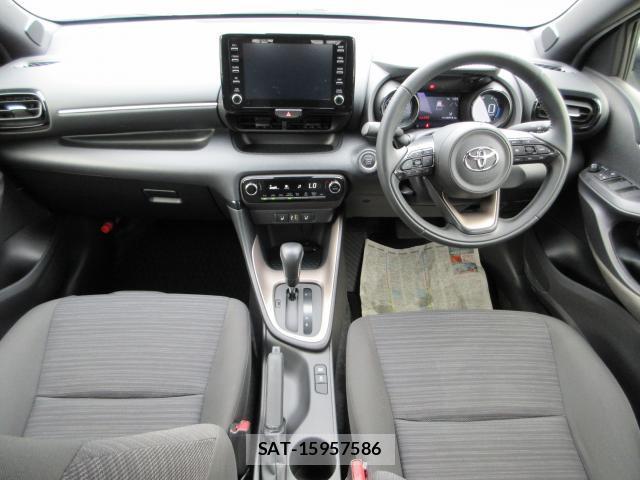 Toyota YARIS 2021-04 8872888-2