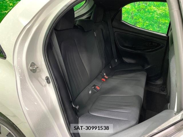 Toyota YARIS 2024-07 8873099-8