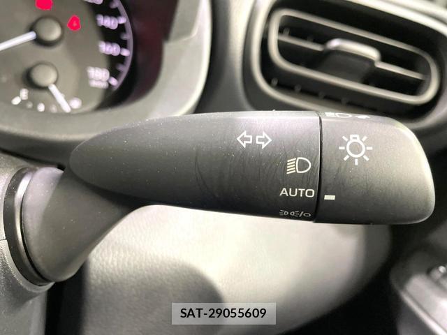 Toyota YARIS 2024-07 8873239-7