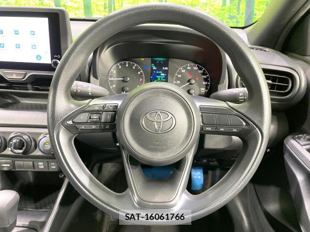 Toyota YARIS 2024-07 8873240-12