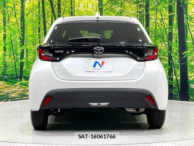 Toyota YARIS 2024-07 8873240-16