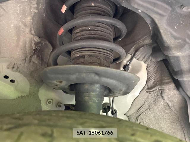 Toyota YARIS 2024-07 8873240-19