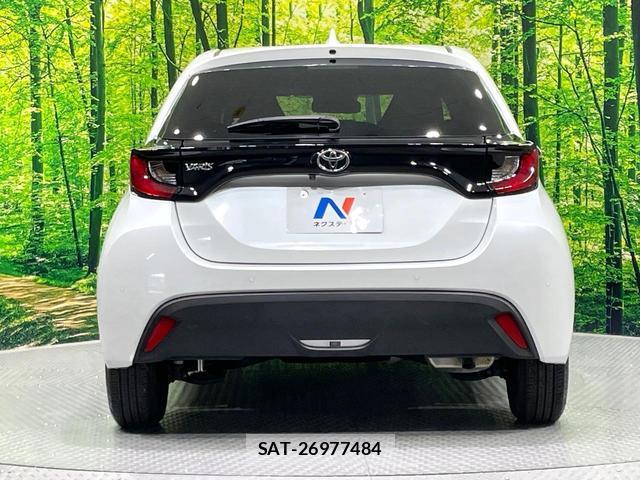 Toyota YARIS 2024-07 8873246-16