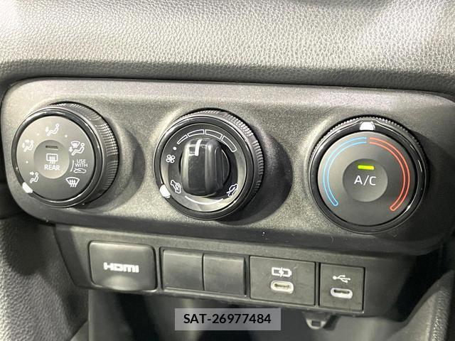 Toyota YARIS 2024-07 8873246-7