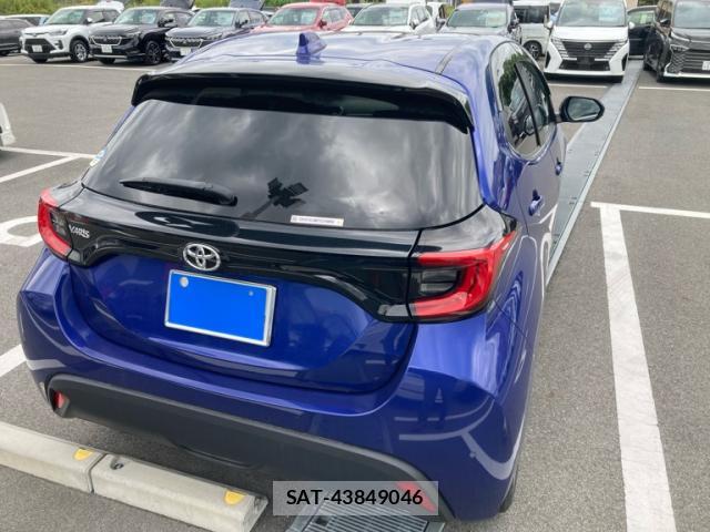 Toyota YARIS 2023-07 8873541-2
