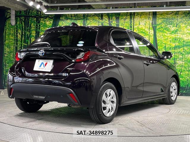 Toyota YARIS 2020-02 8873743-16