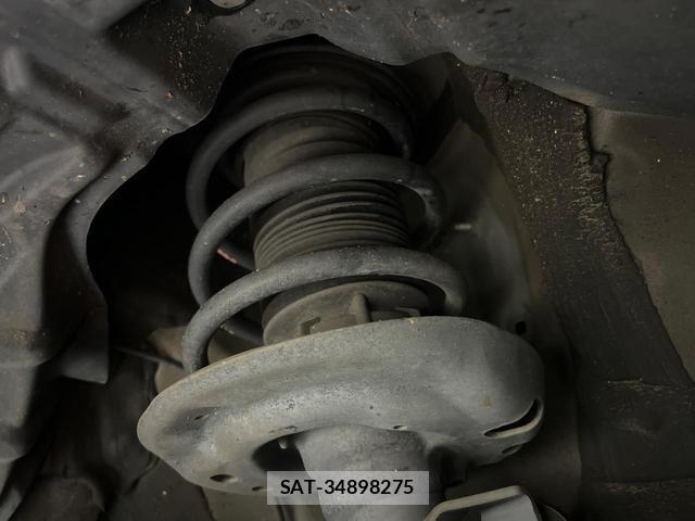 Toyota YARIS 2020-02 8873743-19