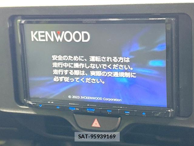 Toyota YARIS 2024-04 8873801-1