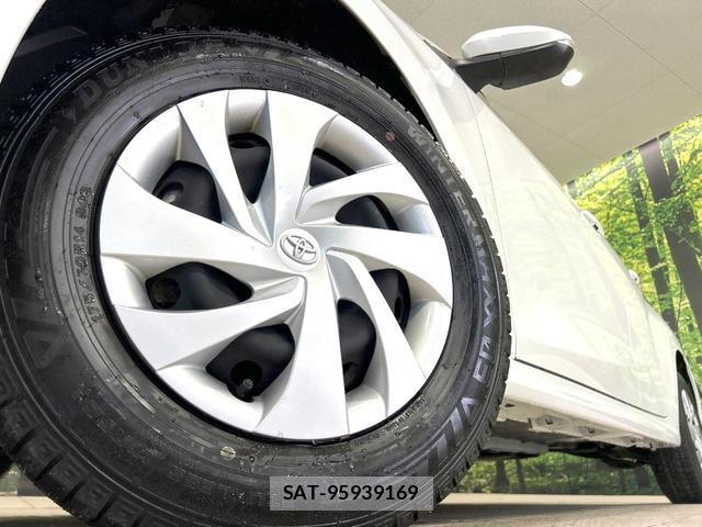 Toyota YARIS 2024-04 8873801-12