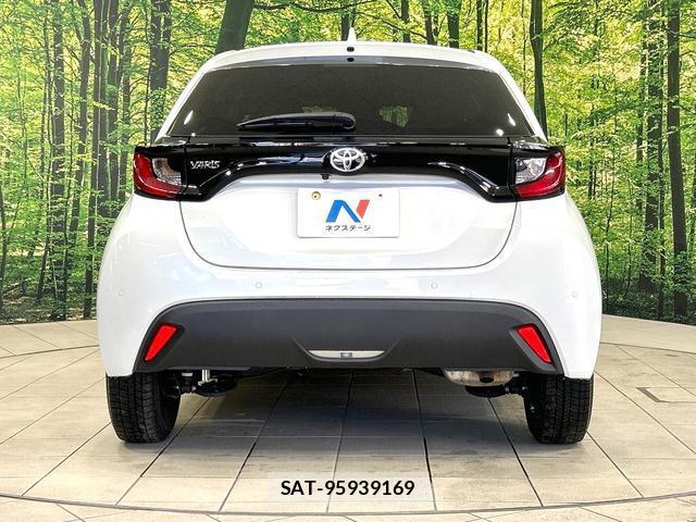 Toyota YARIS 2024-04 8873801-14