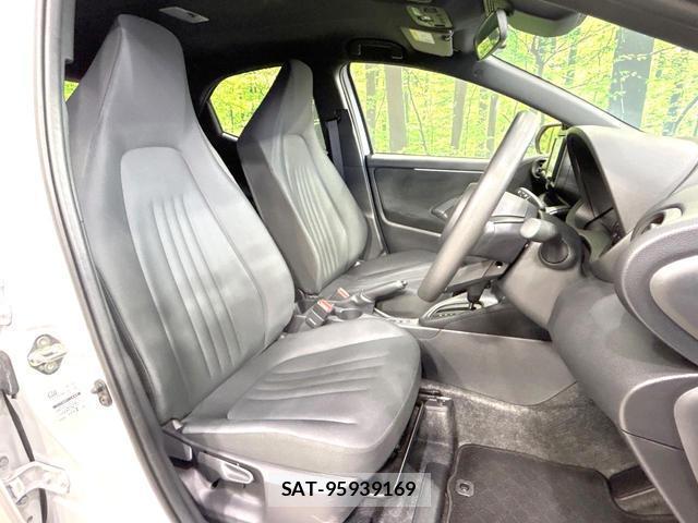 Toyota YARIS 2024-04 8873801-8
